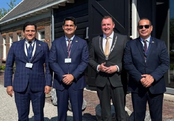 Gremios-de-exportadores-de-banano--ecuador