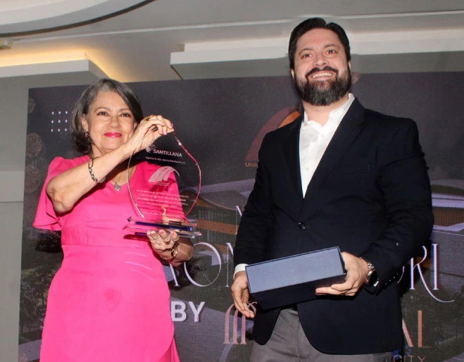 carlos-de-Sucre-Echeverria-Virginia-Barek